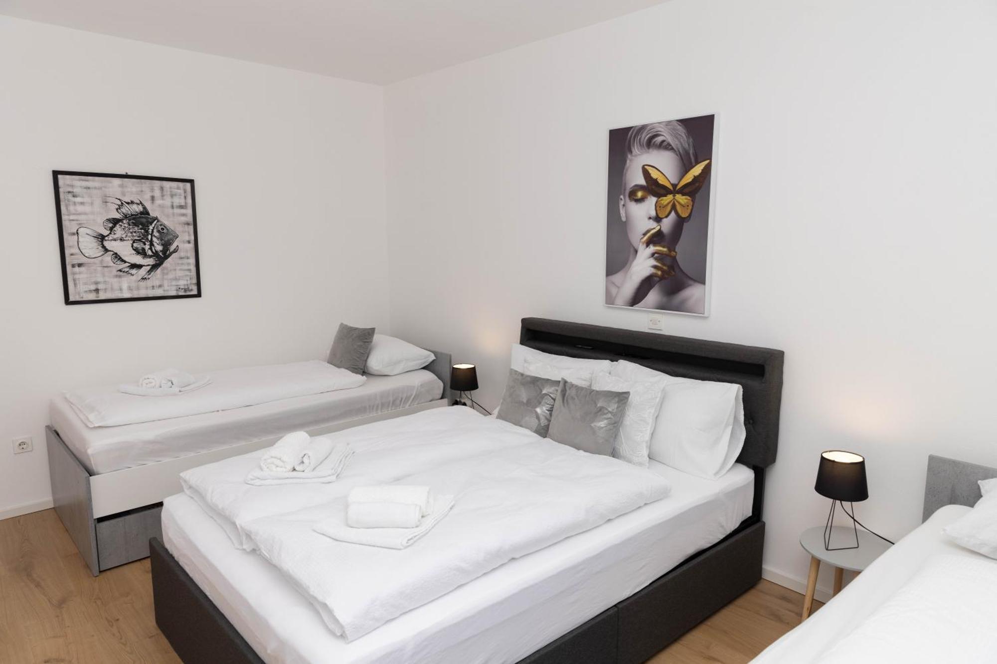 Apartman Tihana Vinkovci Exterior foto